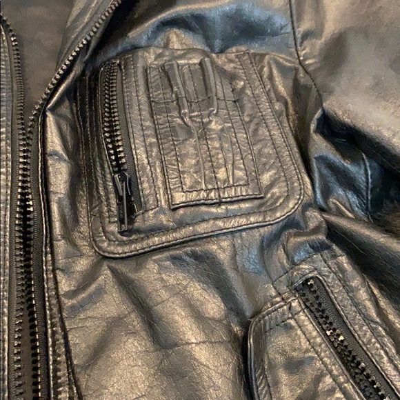 Vintage 1990s Black Leather Motorcycle Jacket size Medium zip up lots of pockets - Picture 5 of 6